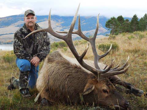 Elk Rifle Hunt - Tomahawk Outfitters