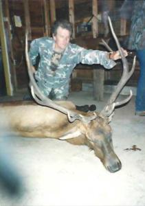 elk-archery-00-052